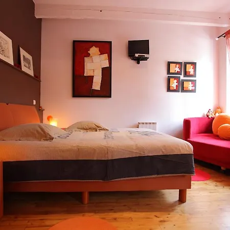 Le Moulin De Peychenval Bed & Breakfast